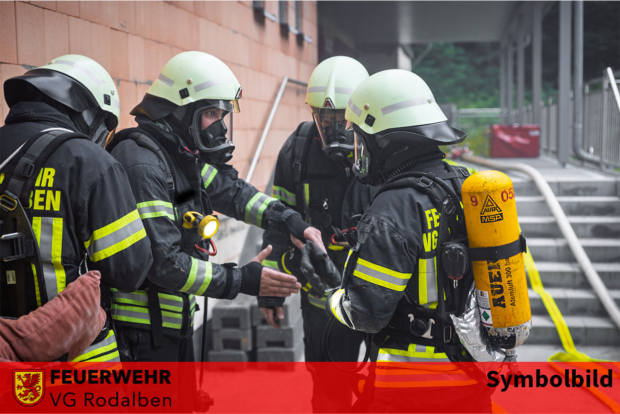 Defekt am Kamin führt zu Rauchentwicklung im Keller