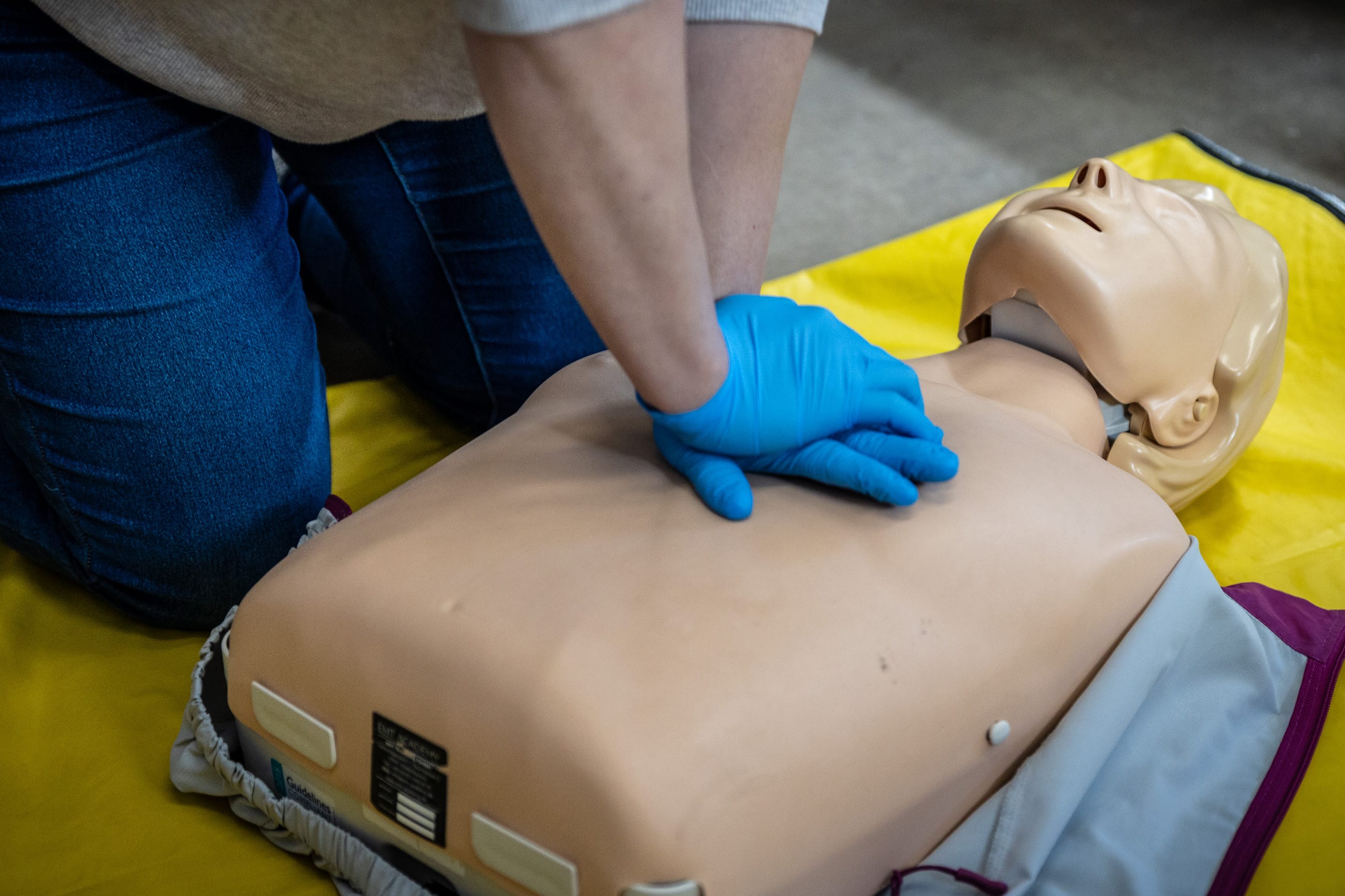 Erste-Hilfe-Kurs im Gerätehaus Donsieders