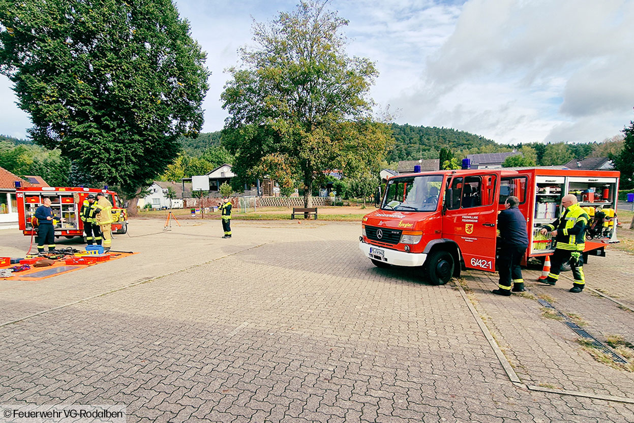 Brandschutzerziehung Grundschule Merzalben Durchtrennte Gasleitung
